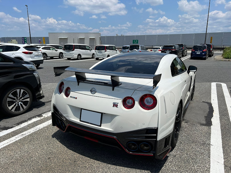 NISSAN GT-Rの梅雨の晴れ間・ドライブ・R35・nismo・愛知からに関するカスタム事例の投稿画像1枚目