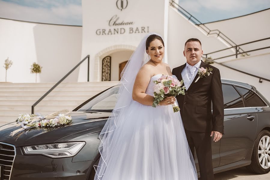 Wedding photographer Roman Romančák (rrart). Photo of 30 August 2019