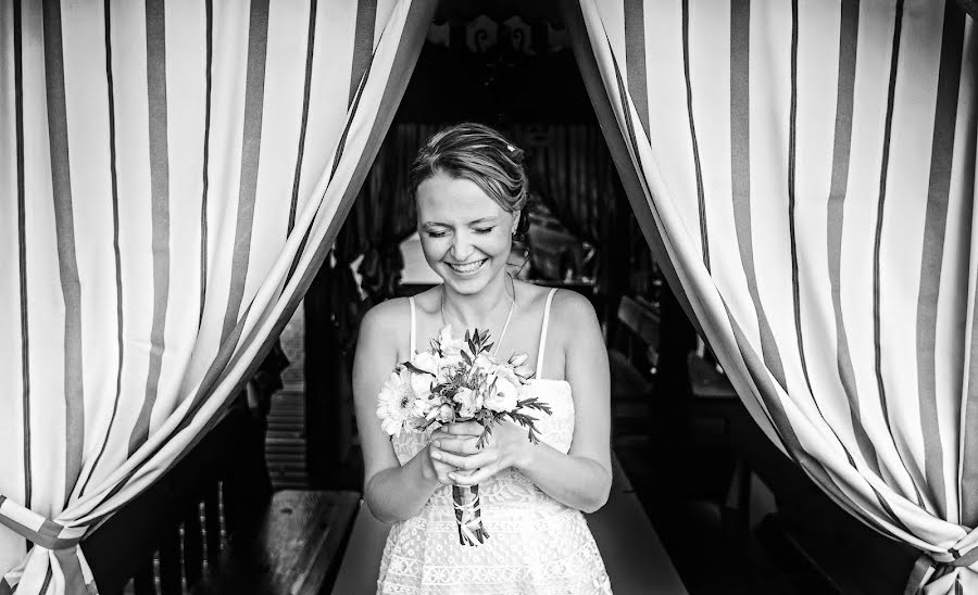 Svatební fotograf Aleksandr Li (shyrix). Fotografie z 15.března 2016