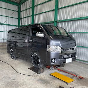 ハイエースバン GDH201V