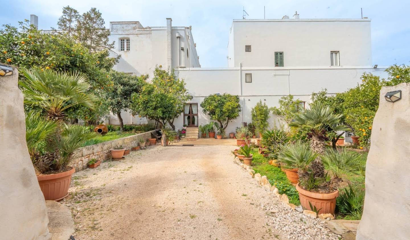 House with terrace Ostuni