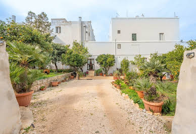 House with terrace 1