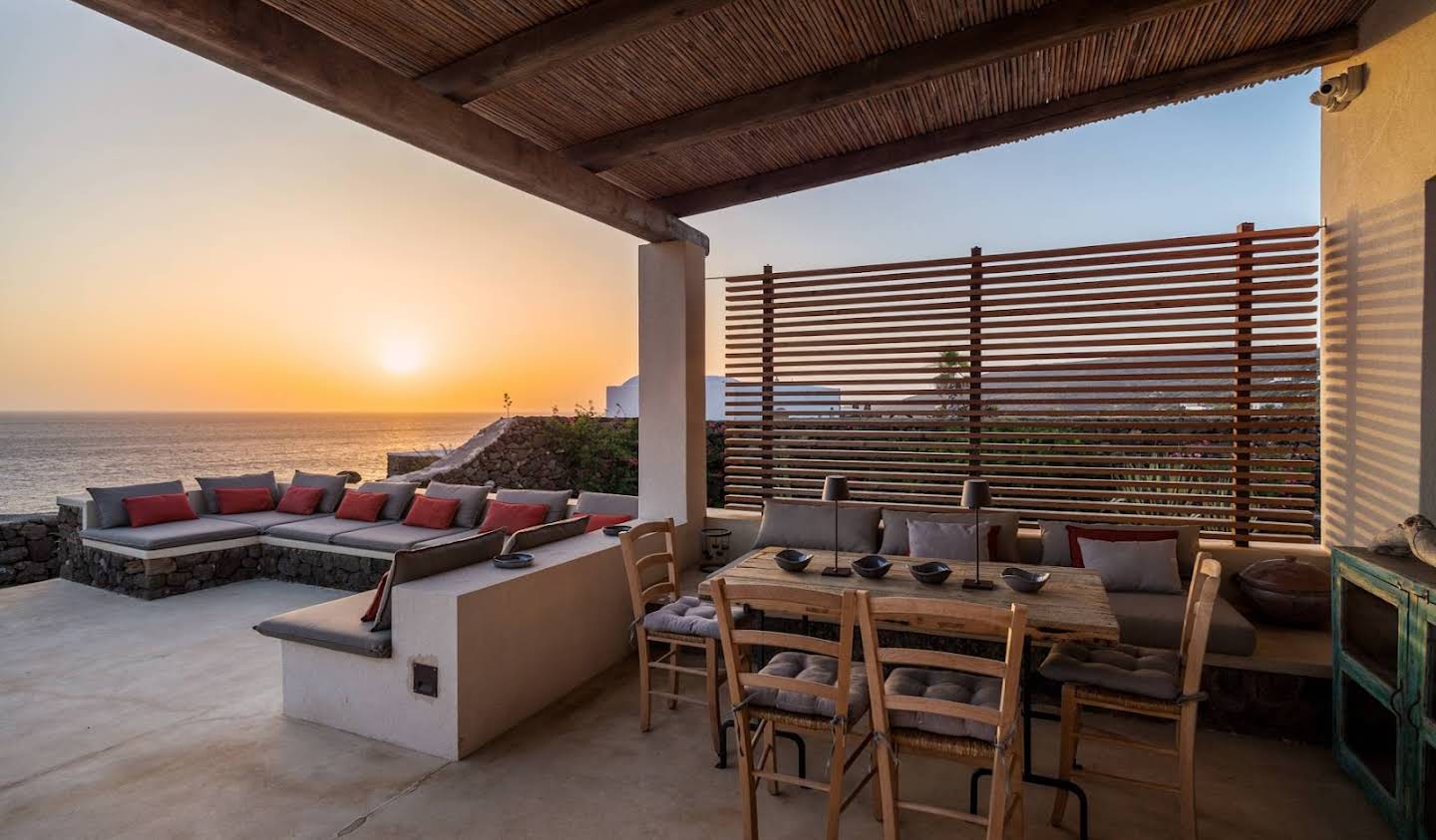 Villa with garden and terrace Pantelleria