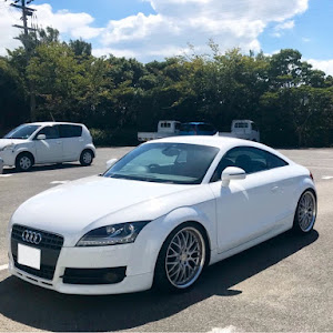 TT クーペ 2.0TFSI