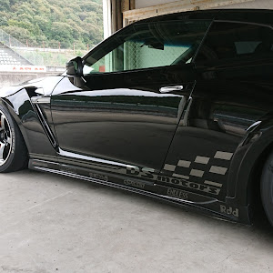 NISSAN GT-R R35