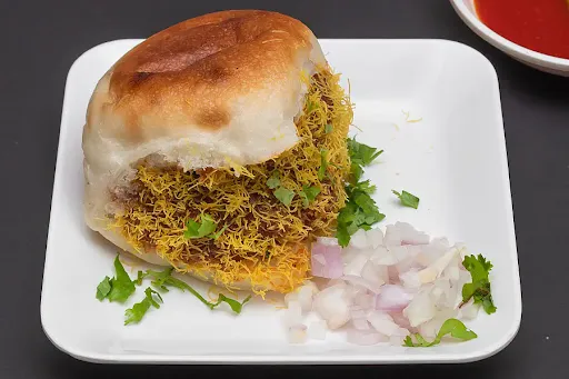 Delite's Kutchi Dabeli