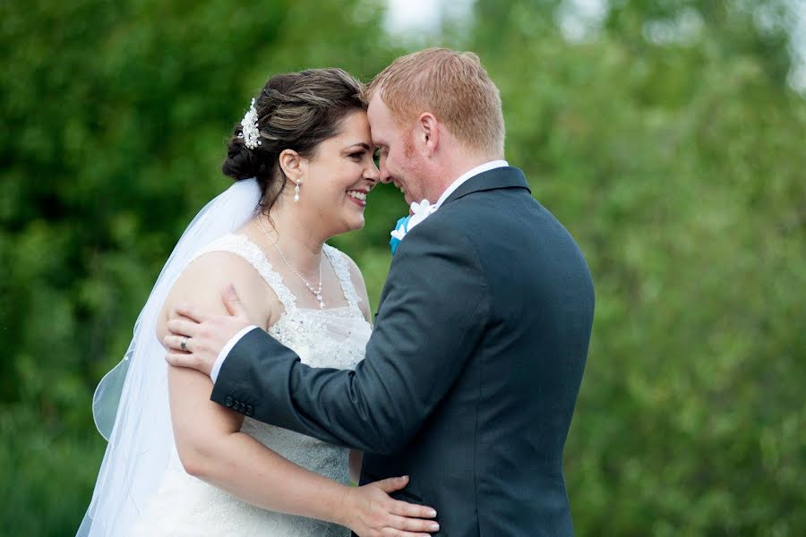 Fotografo di matrimoni Elizabeth Kennedy (elizabethkennedy). Foto del 8 maggio 2019