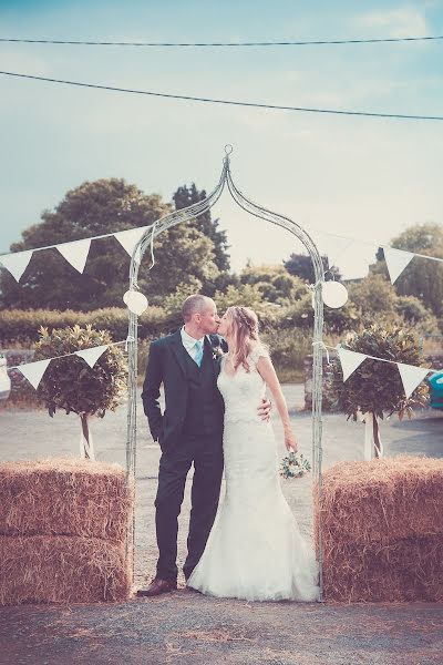 Wedding photographer Martin Tompkins (martintompkinsph). Photo of 2 July 2019