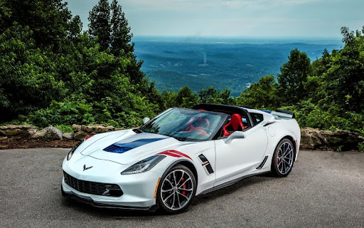 Corvette Parked on a Scenic Mountain Overlook screenshot 2