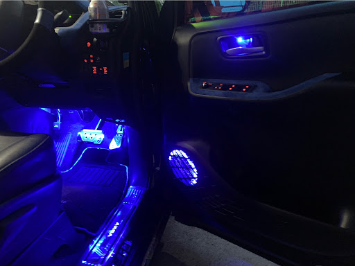 ヴォクシー Zrr80wのスピーカーイルミ 内装led ブルーに関するカスタム メンテナンスの投稿画像 車のカスタム情報はcartune