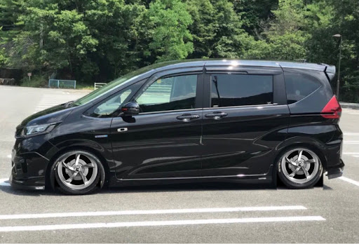 フリード Gb7の超車高調アプリ 便乗してみたに関するカスタム メンテナンスの投稿画像 車のカスタム情報はcartune