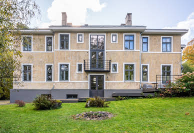 Maison avec terrasse 1