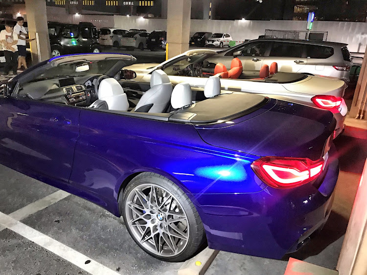 M4 クーペのレア二台・オフ会・M4カブリオレ・BMWカブリオレ・bmwに関するカスタム事例の投稿画像2枚目
