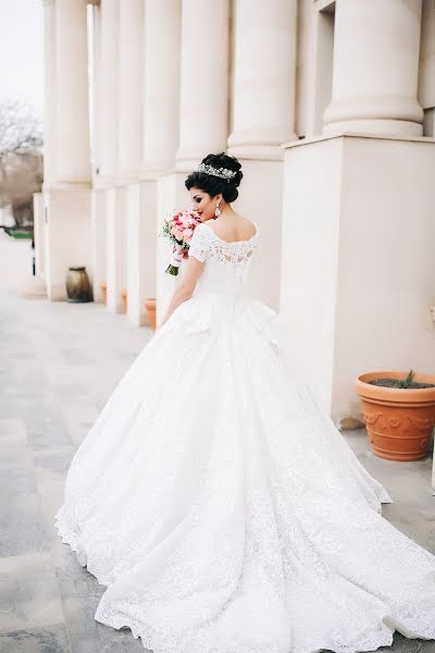 Fotógrafo de bodas Zulya Ilyasova (fotozu). Foto del 23 de julio 2016