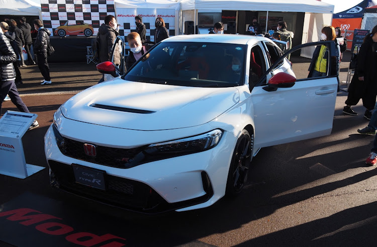 エルグランドの12月もよろしくお願いします・ニスモフェスティバル・ホンダサンクスデーに関するカスタム事例の投稿画像44枚目