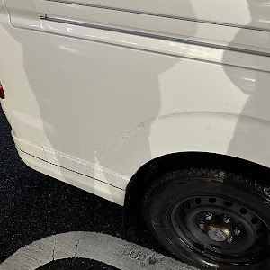 ハイエースバン GDH206V