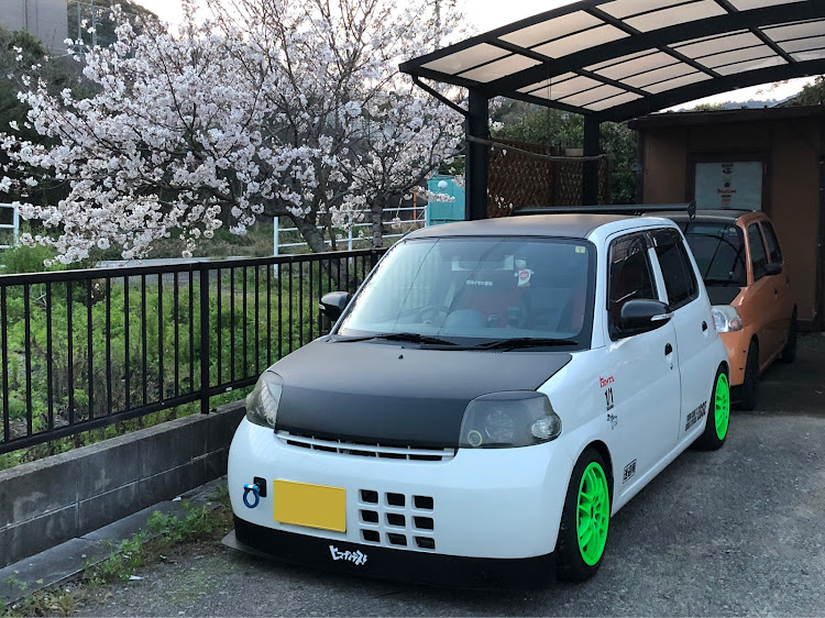 エッセの桜と愛車・つばめに関するカスタム事例の投稿画像1枚目