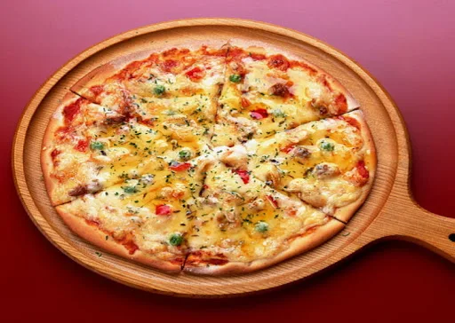 Madridian Onion Corn Pizza