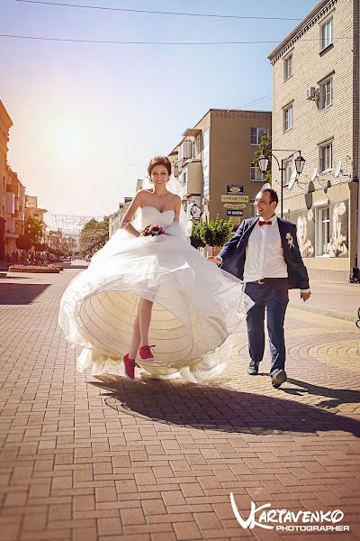 Fotógrafo de casamento Vladimir Kartavenko (kartavenko). Foto de 26 de janeiro 2016