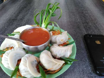 Ronni's Momos & More photo 