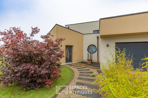 House with garden and terrace 1
