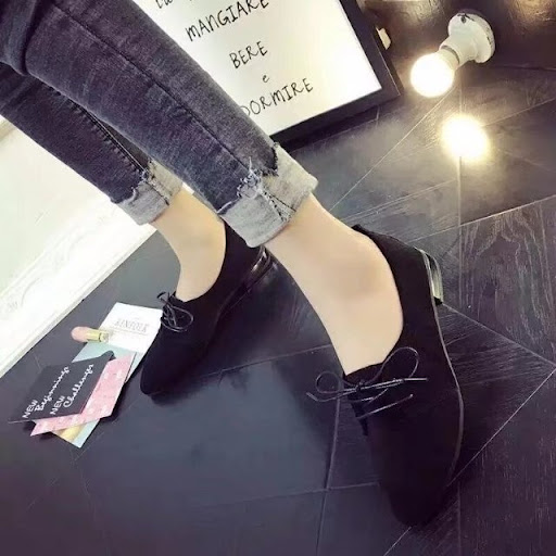 Title 3, Womens Lace-up Pointed Toe Four Seasons Flat S...