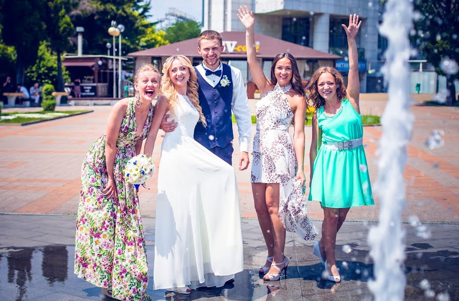 Wedding photographer Denis Fadeev (den23rus). Photo of 13 August 2015