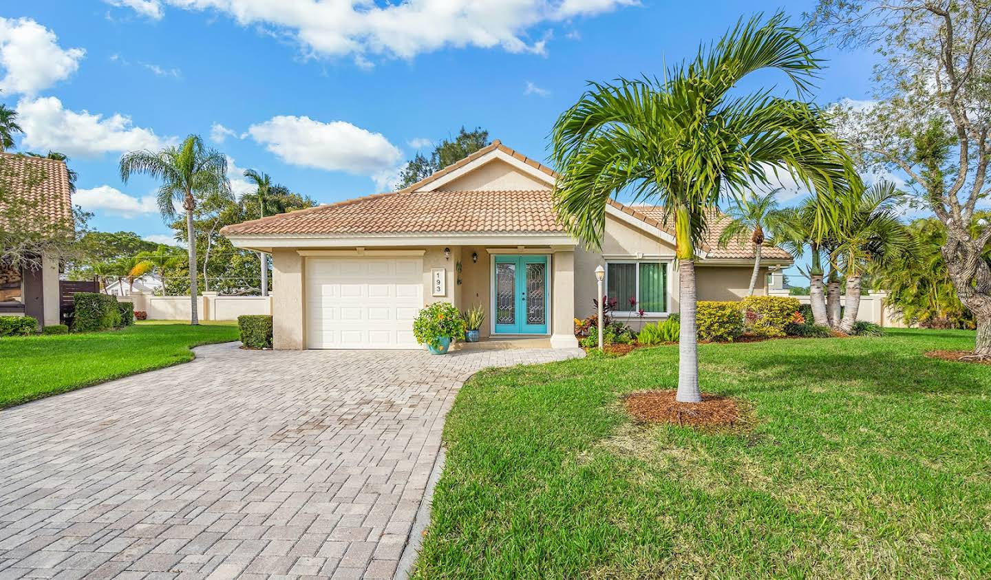 House with pool Nokomis