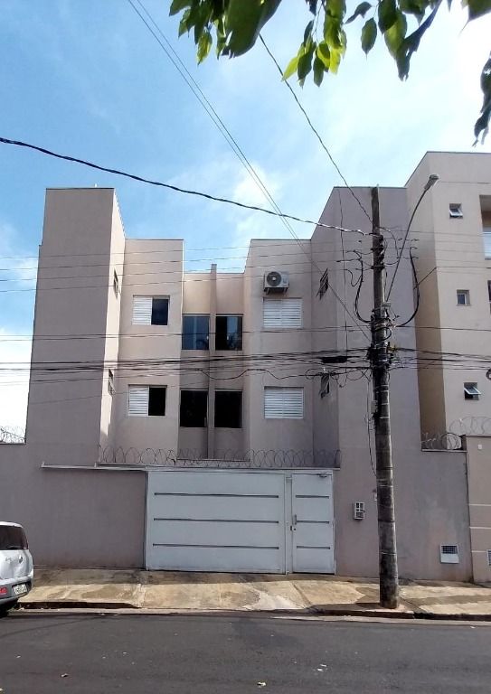 Apartamento com 2 dormitórios à venda, 65 m² por R$ 210.000,00 - Olinda - Uberaba/MG