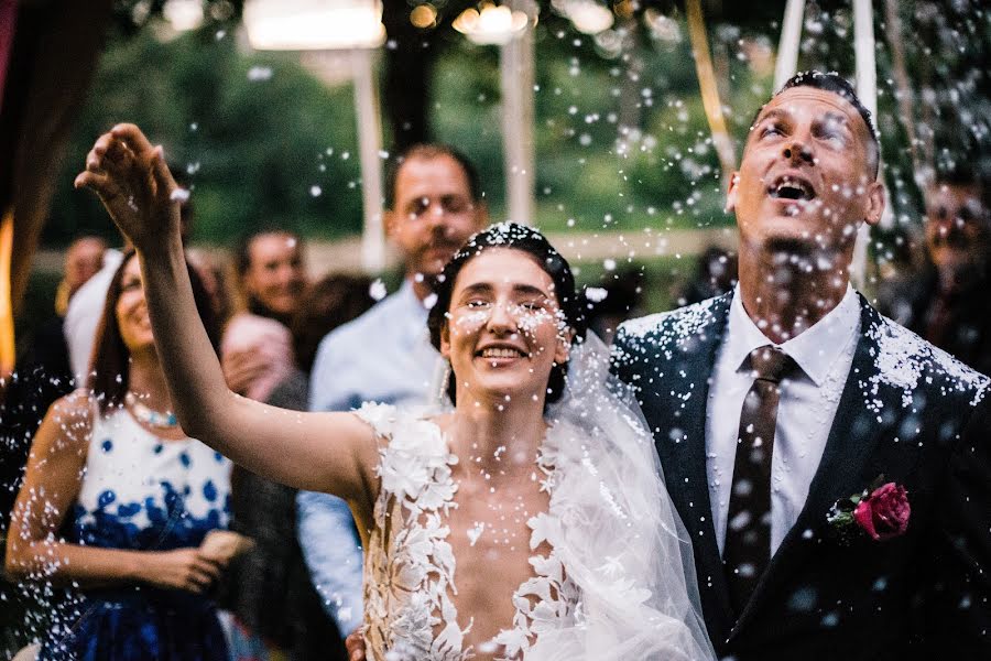 Fotógrafo de casamento Kristóf Ponicsán (eskuvofotosod). Foto de 29 de maio 2018