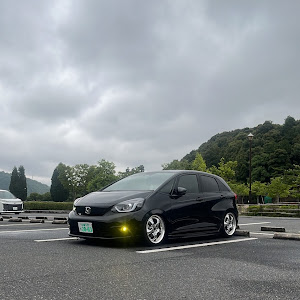 フィット GR1