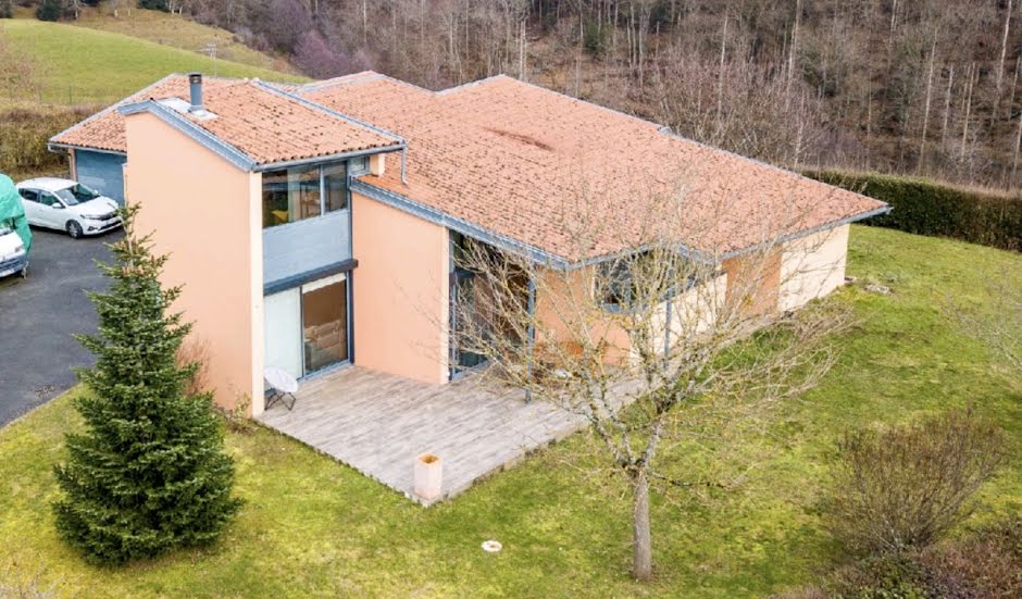 Vente villa 7 pièces 141 m² à Sansac-de-Marmiesse (15130), 507 000 €