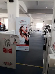 Power World Gym Hoodi photo 5