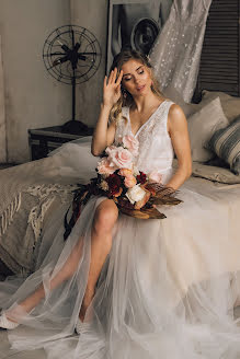 Wedding photographer Elizaveta Bondarenko (bonbonphoto). Photo of 15 January 2020