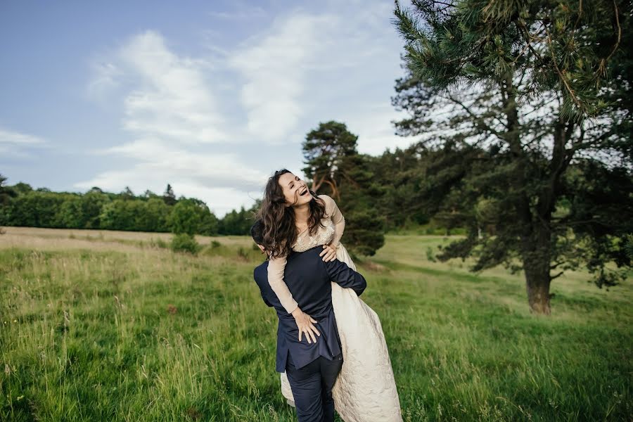 Fotógrafo de casamento Vitaliy Kachur (vkachur). Foto de 17 de junho 2016