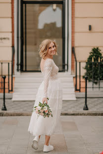 Wedding photographer Alena Vedutenko (vedutenko). Photo of 22 March 2022