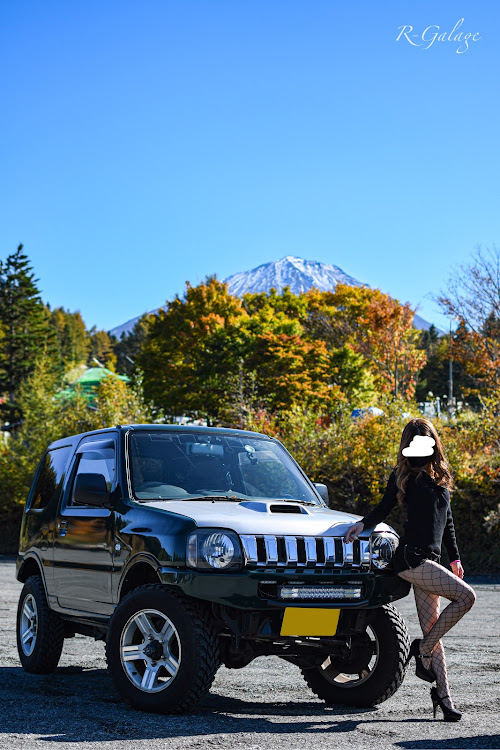 ジムニーのキャンギャル風撮影・4WDファンミーティング・一眼レフ・次の愛車候補・ハロウィンに関するカスタム事例の投稿画像9枚目