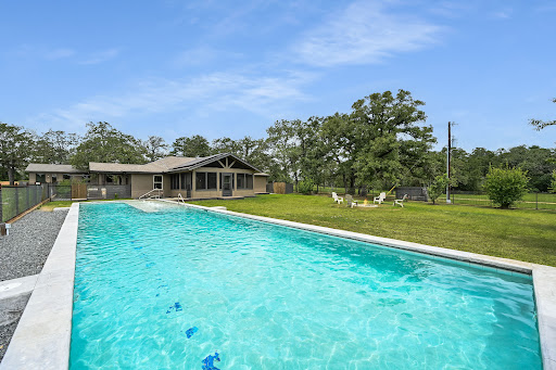 Farmhouse with garden 4