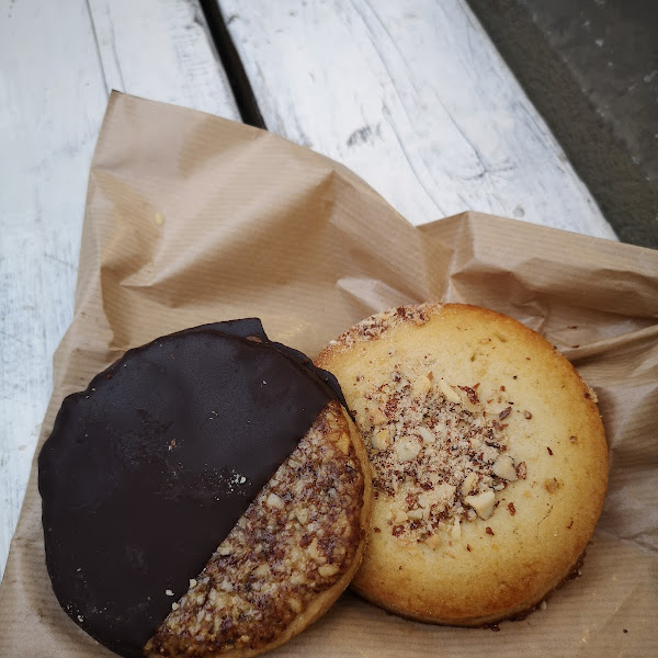 Gluten-Free Cookies at Landbageriet