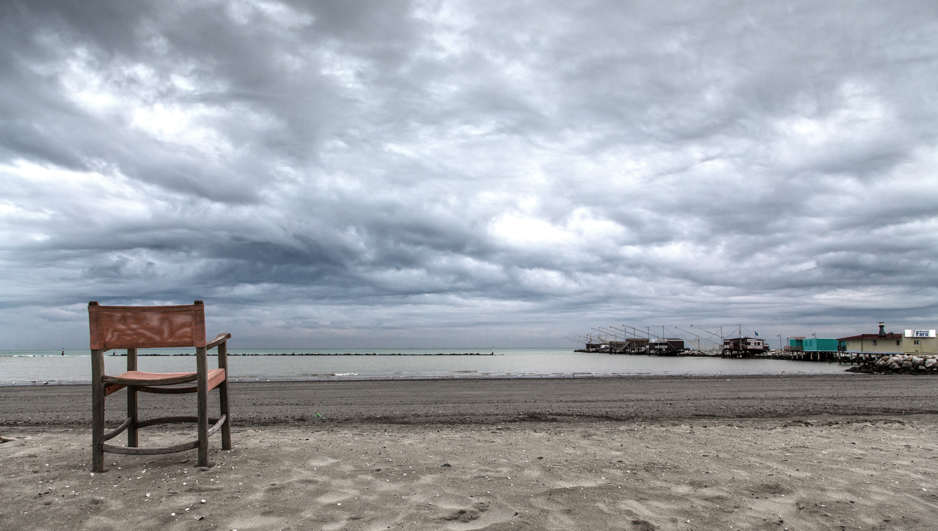 the empty chair di Marcello Zavalloni