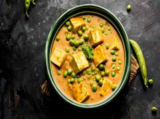 Matar Paneer