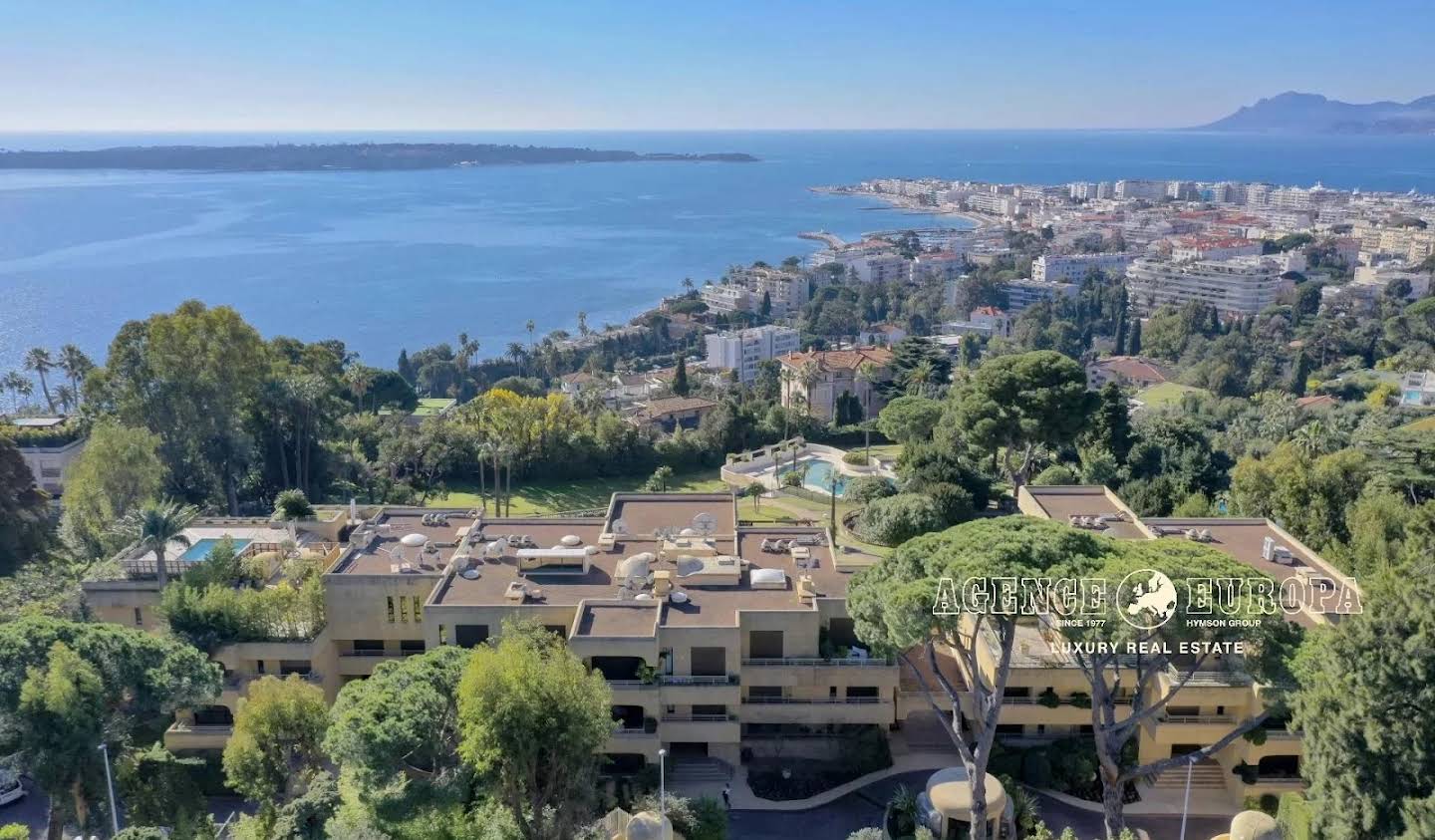 Apartment with terrace Cannes