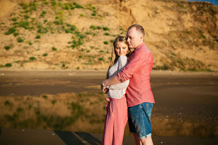 Wedding photographer Yuriy Pustinskiy (yurajivoy). Photo of 15 May 2017