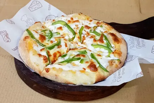 Tomato & Capsicum Pizza