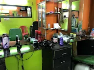 Thirumala Salon photo 2