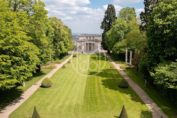 château à Louveciennes (78)