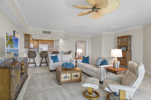 Apartment with pool 5