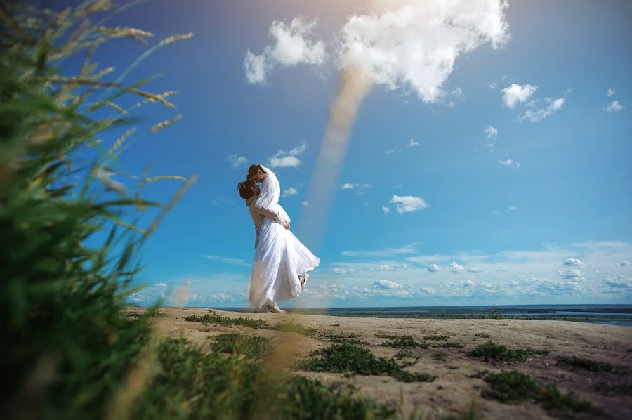 Wedding photographer Nikolay Bochkarev (jonlenn). Photo of 9 March 2017