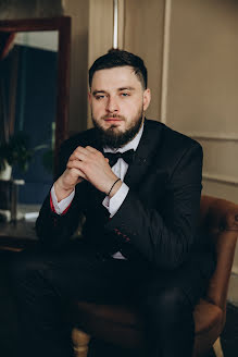 Fotógrafo de casamento Olya Dobryden (olyadobryden). Foto de 10 de abril 2020