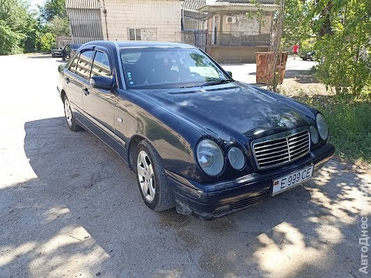 продам авто Mercedes E 250 E-klasse (W210) фото 2